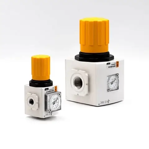 Регулятор давления